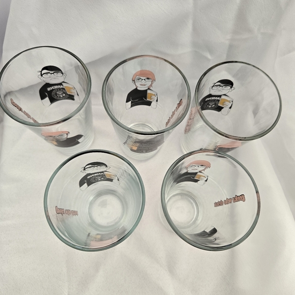 "Geeks Who Drink" Pint Glass, Obey Your Quizmaster Trivia Competition, Set of 5 - Picture 5 of 9